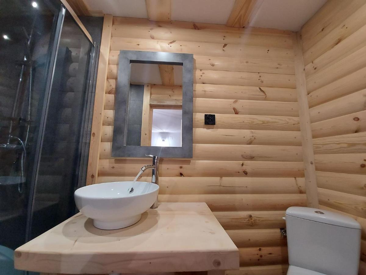 Ferienwohnung U Mlynorza Suche Exterior foto