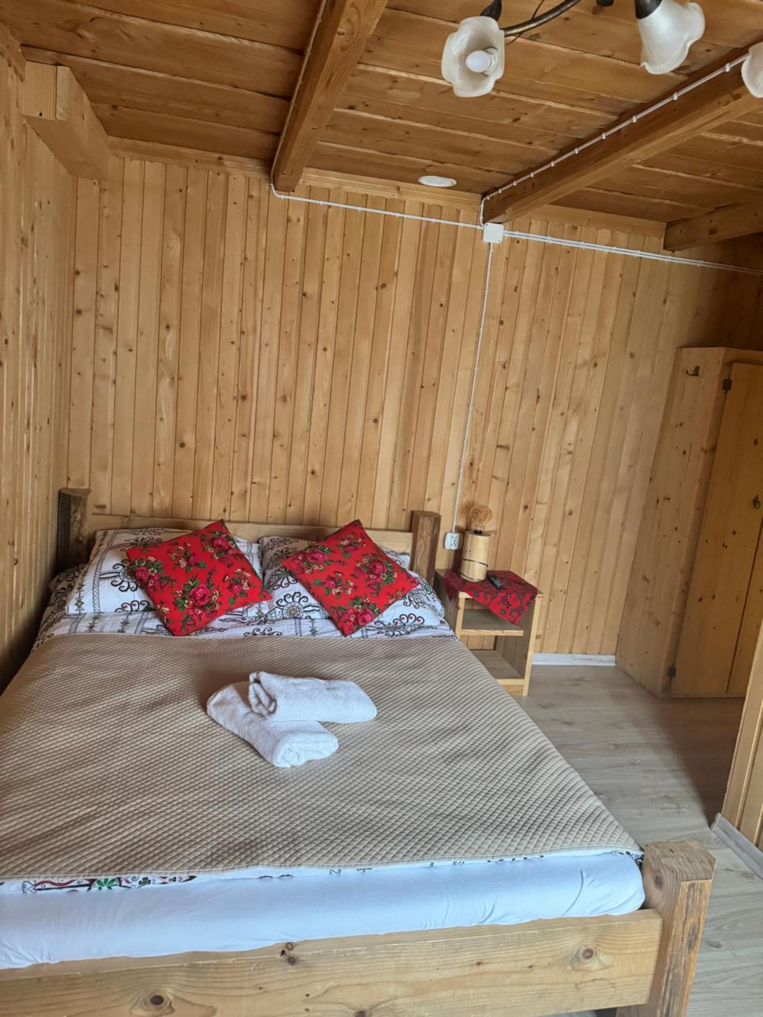 Ferienwohnung U Mlynorza Suche Exterior foto